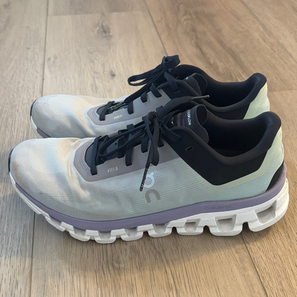 Oncloud Oc Cloudflow 4 Running Shoes - image 3